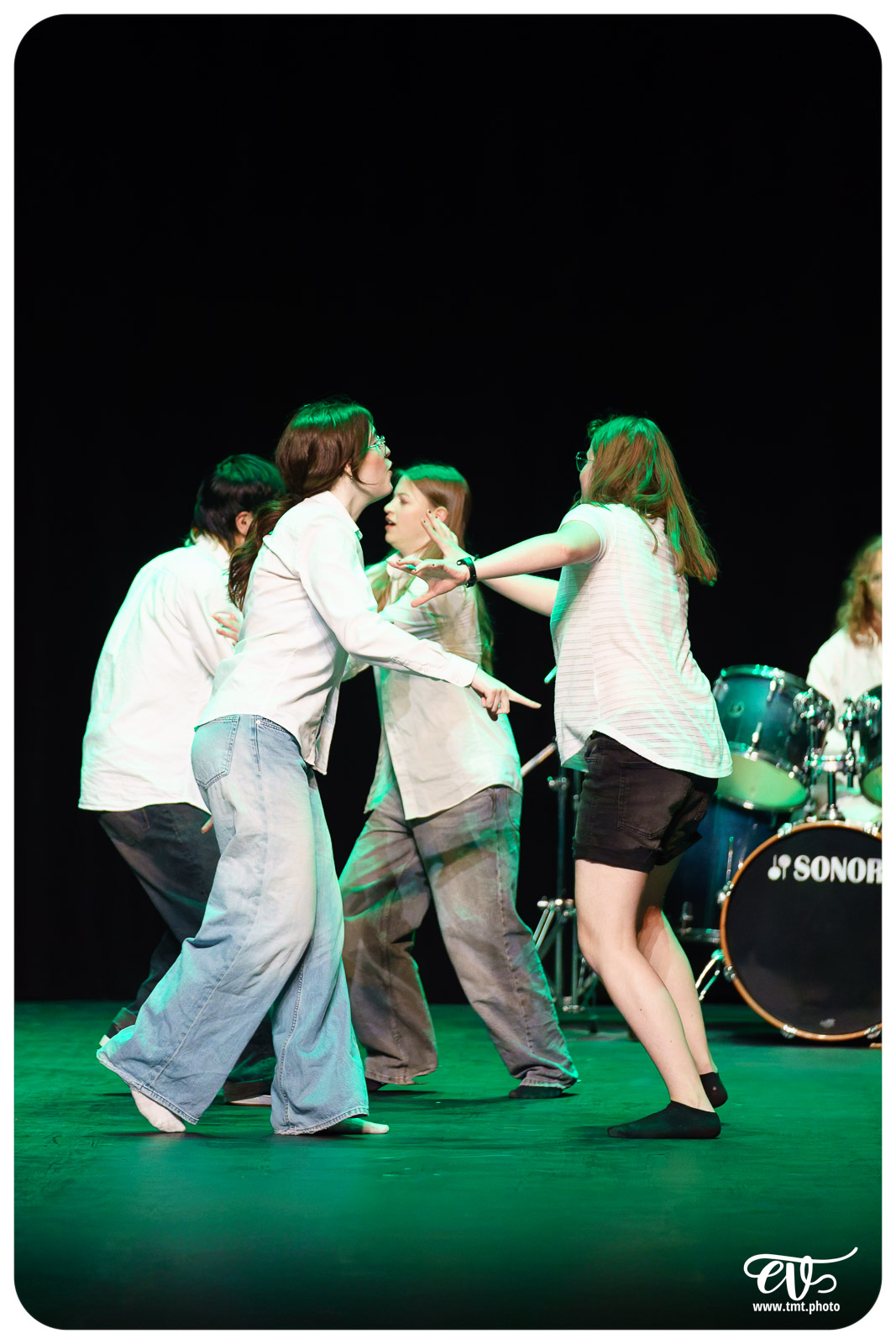 MAIS SONGEONS À RÉPÉTER S'IL VOUS PLAIT !